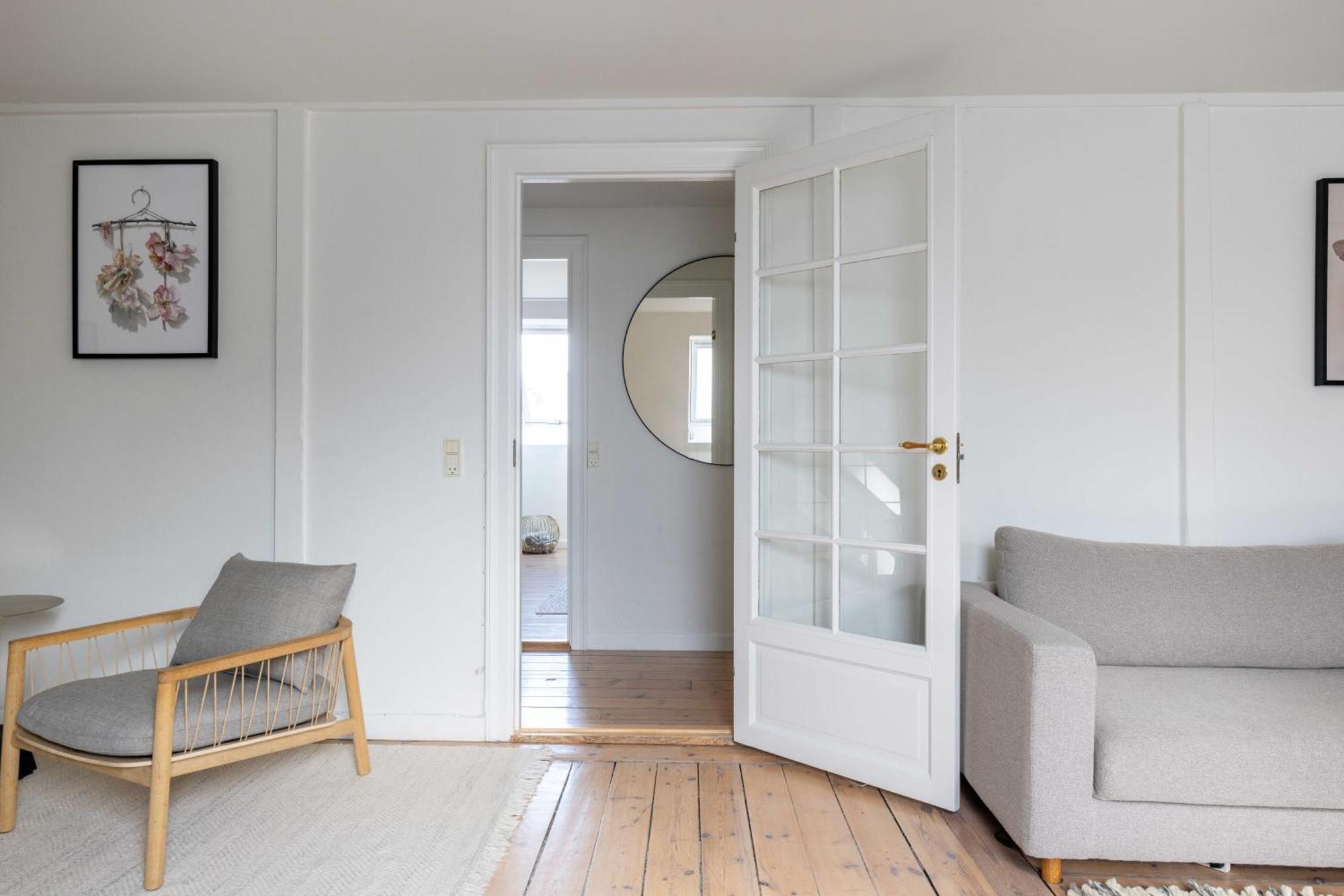 Apartment Cozy 2 Bedroom Flat In Peaceful Neighbourhood Copenhagen