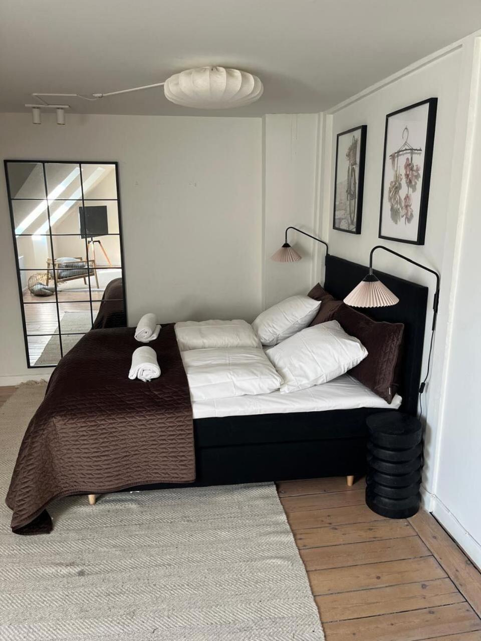 Apartment Cozy 2 Bedroom Flat In Peaceful Neighbourhood
